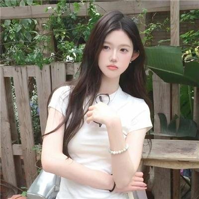 深蓝与月光